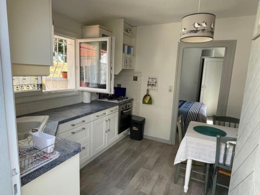 Villa Adorable petite maison à 400m de la mer à Saint-Georges-de-Didonne Extérieur photo